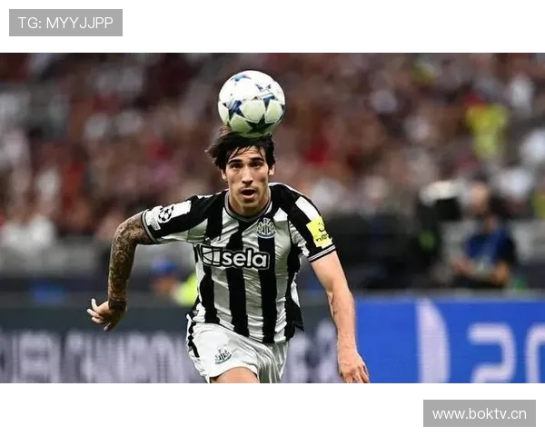 卡马文加vs托纳利：新一代中场核心的攻防结构与战术角色差异