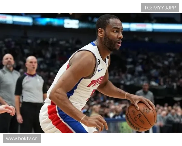 文斯·卡特无球跑动提升球队边线进攻效率明显